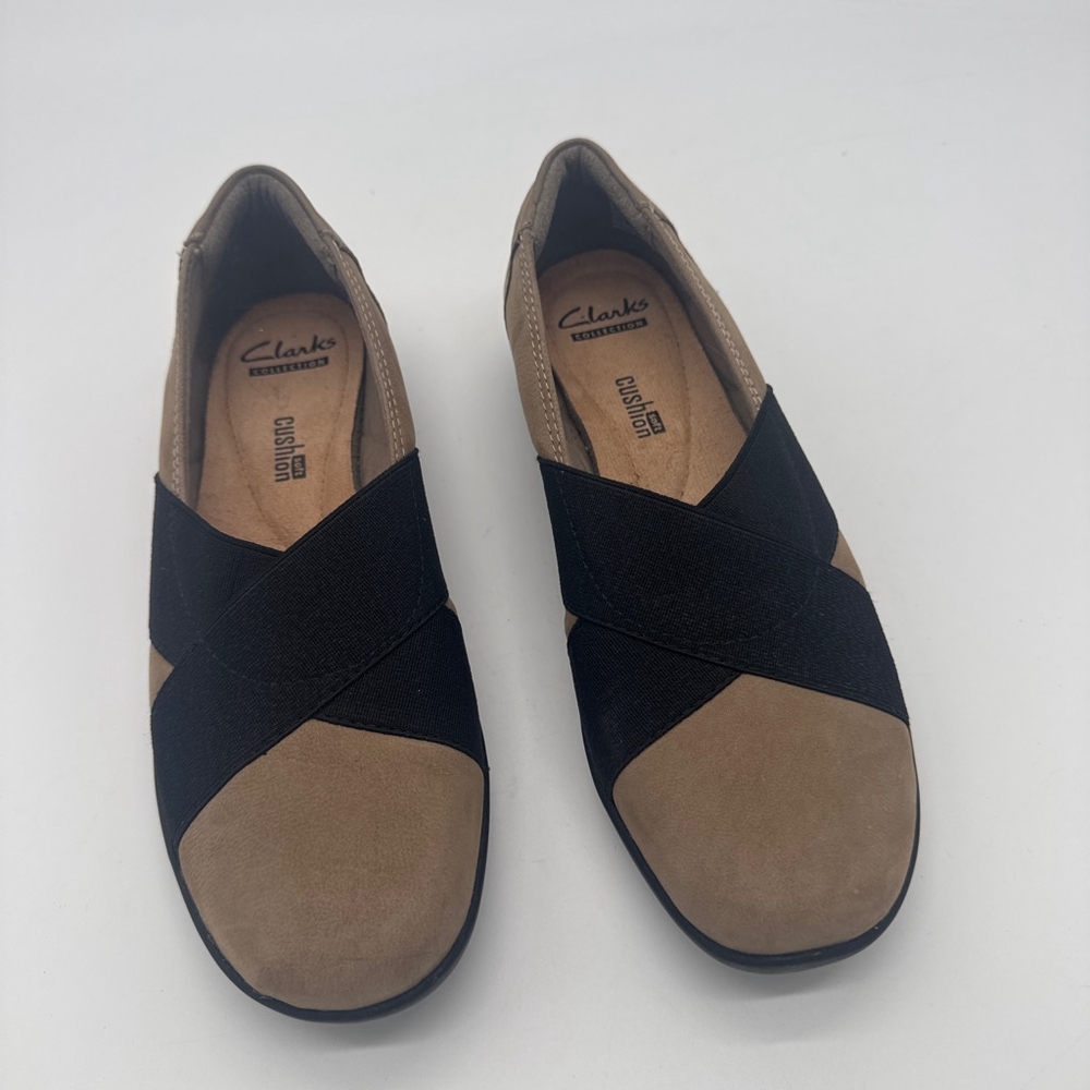 Women's Clarks Brown & Black Flats & Loafers Size 6.5
